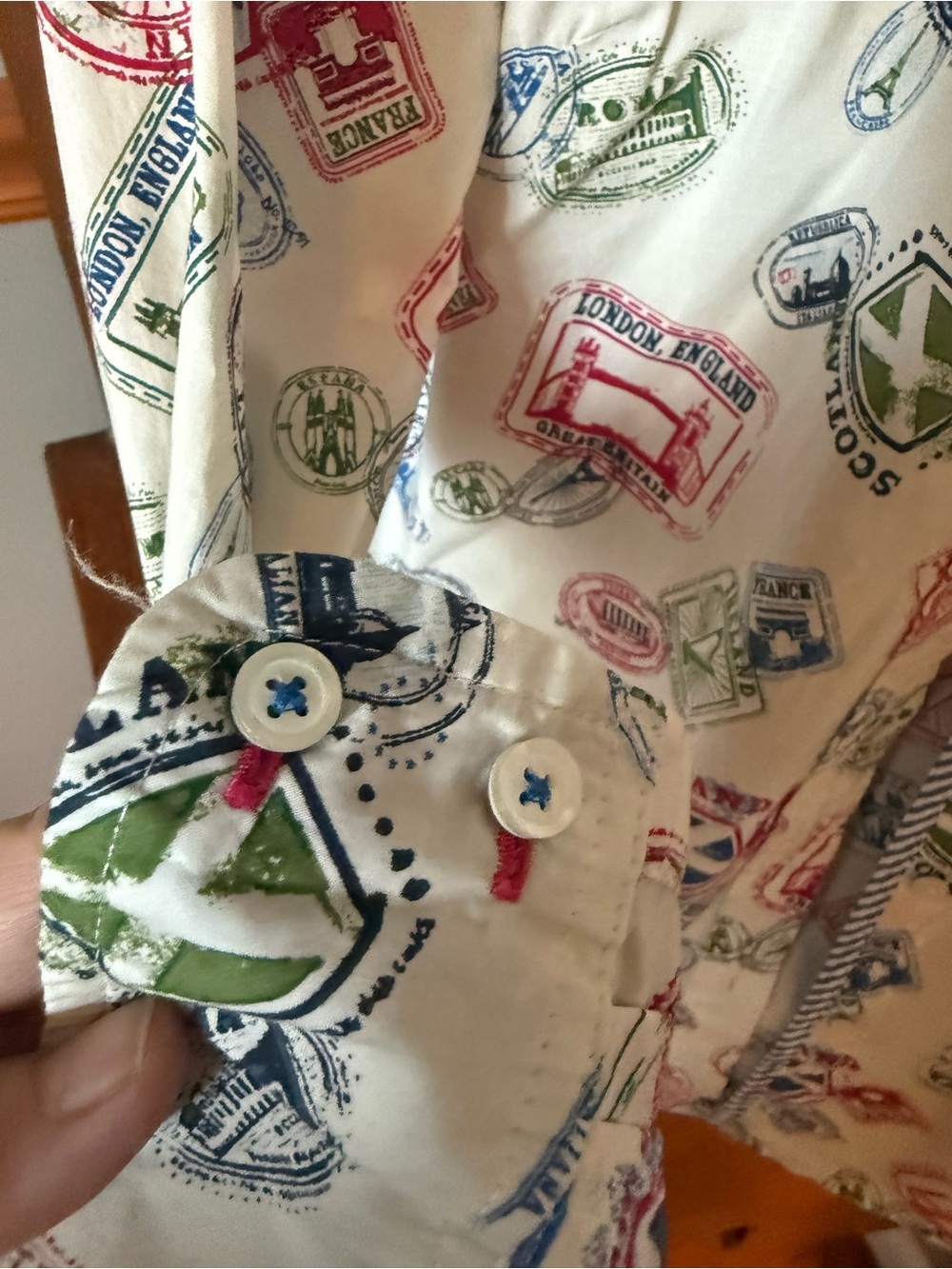 Talbots Modern Classic Shirt in Passport Stamps L - Picture 7 of 13